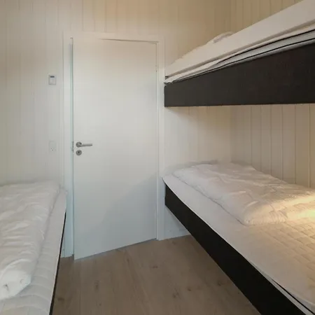 In With Sauna *